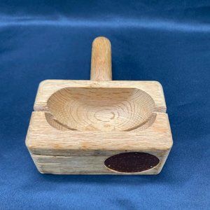 Wood Bagel Miter Holder With Handle